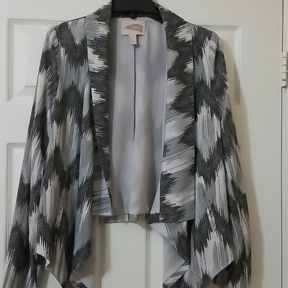 Causal Jacket - Picture 1 of 3